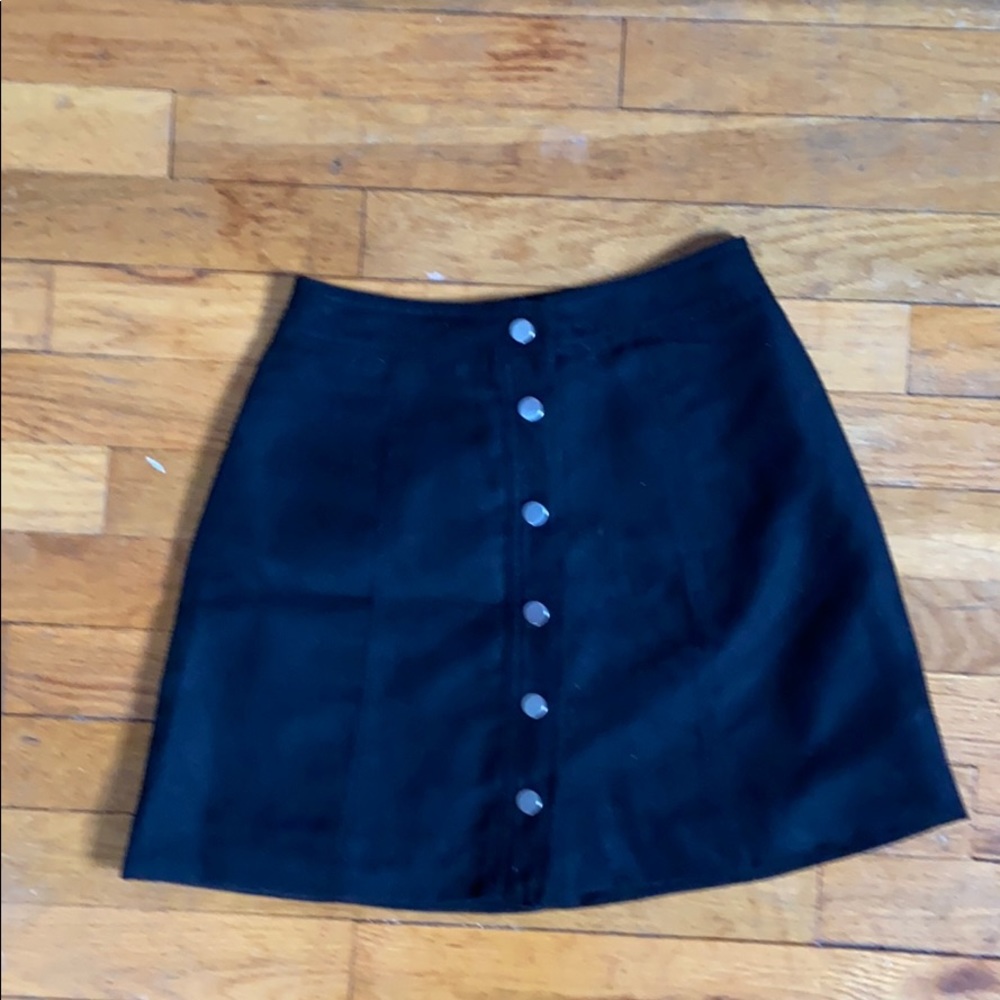 H&M black button up mini skirt
